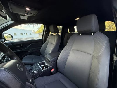 2024 Toyota Tacoma 4WD SR5 Pickup 4D 5 ft