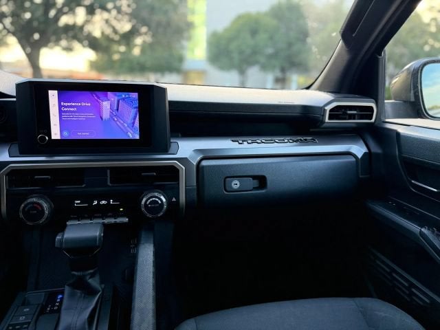 2024 Toyota Tacoma 4WD SR5 Pickup 4D 5 ft