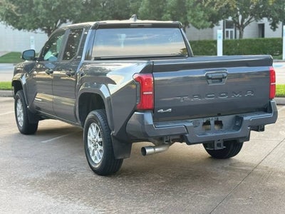 2024 Toyota Tacoma 4WD SR5 Pickup 4D 5 ft