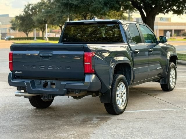 2024 Toyota Tacoma 4WD SR5 Pickup 4D 5 ft