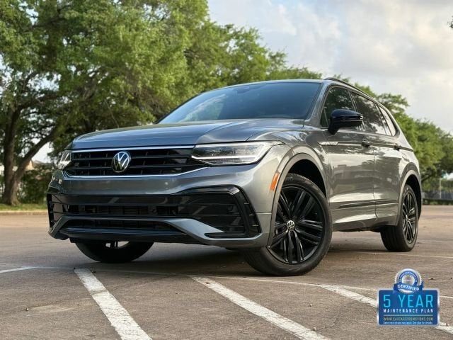 2022 Volkswagen Tiguan SE R-Line Black