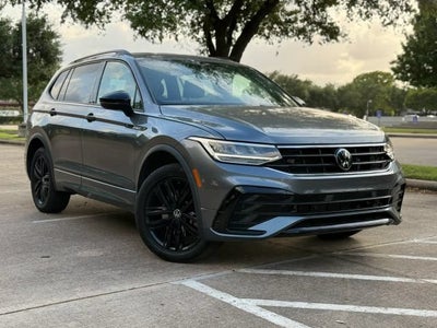 2022 Volkswagen Tiguan SE R-Line Black