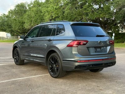 2022 Volkswagen Tiguan SE R-Line Black