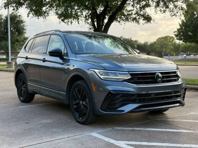 2022 Volkswagen Tiguan SE R-Line Black