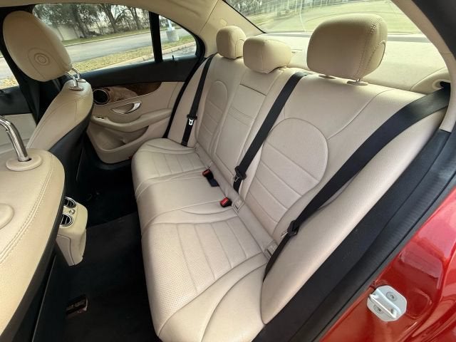 2016 Mercedes-Benz C-Class C 300 Sedan 4D