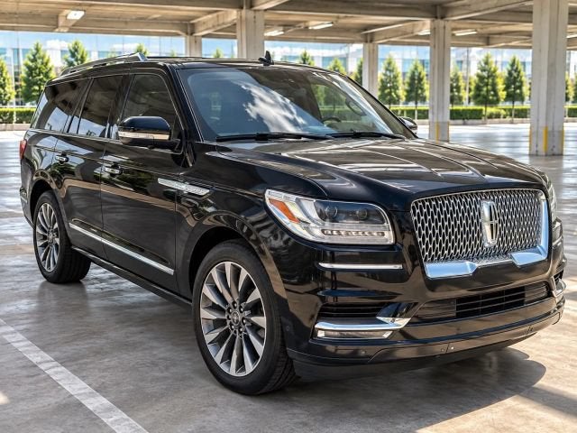 2019 Lincoln Navigator Select