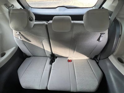 2022 Toyota Sienna LE