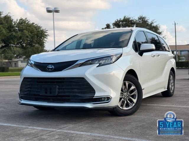 2021 Toyota Sienna XLE