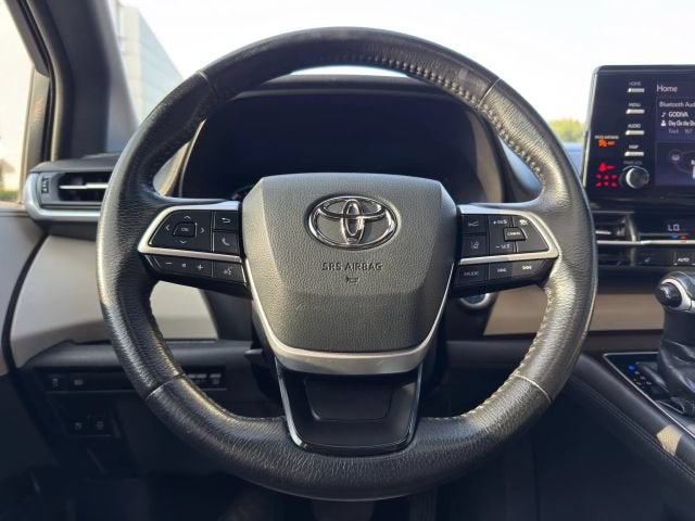 2021 Toyota Sienna XLE
