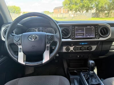 2021 Toyota Tacoma 4WD SR5 Pickup 4D 5 ft