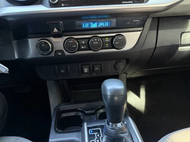 2021 Toyota Tacoma 4WD SR5 Pickup 4D 5 ft