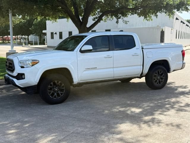 2021 Toyota Tacoma 4WD SR5 Pickup 4D 5 ft