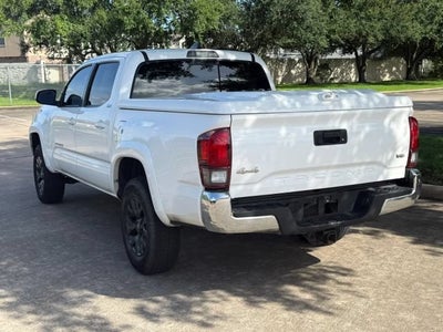 2021 Toyota Tacoma 4WD SR5 Pickup 4D 5 ft