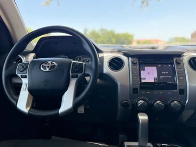 2017 Toyota Tundra 4WD SR5 Pickup 4D 5 1/2 ft