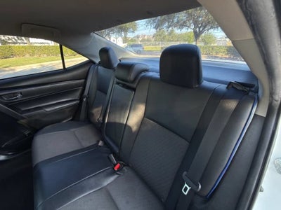 2018 Toyota Corolla SE Sedan 4D