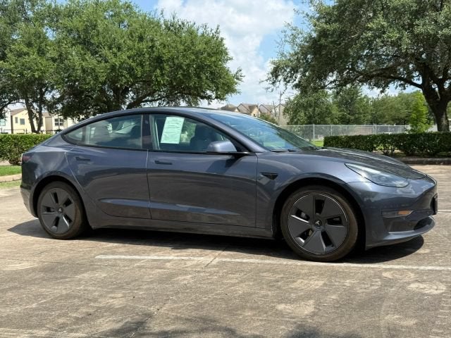 2022 Tesla Model 3 Standard Sedan 4D