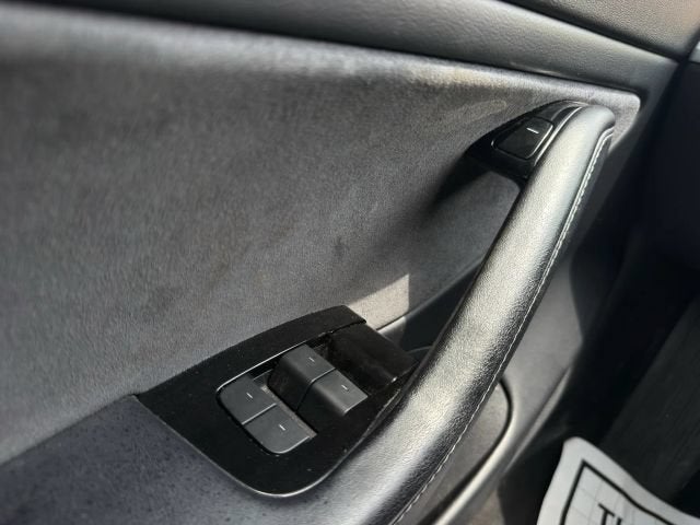 2018 Tesla Model 3 Long Range Sedan 4D