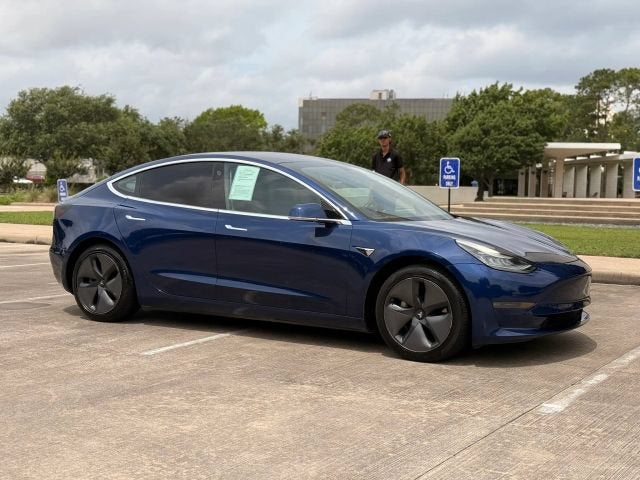 2018 Tesla Model 3 Long Range Sedan 4D