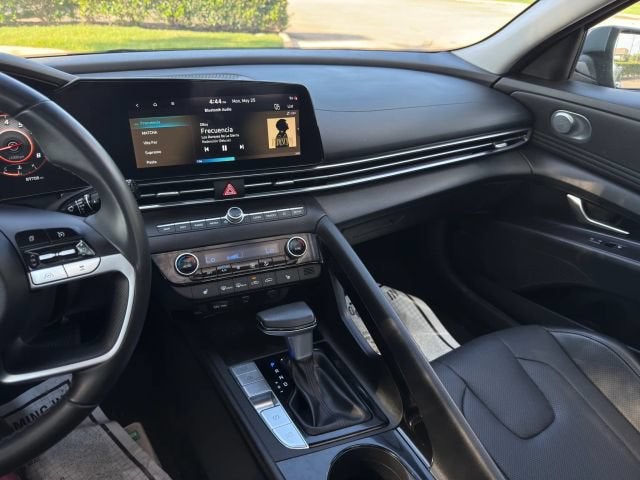 2021 Hyundai Elantra Limited
