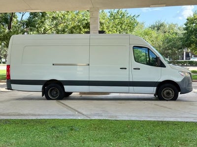 2019 Mercedes-Benz Sprinter 4500 Crew High Roof w/170 WB Van 3D